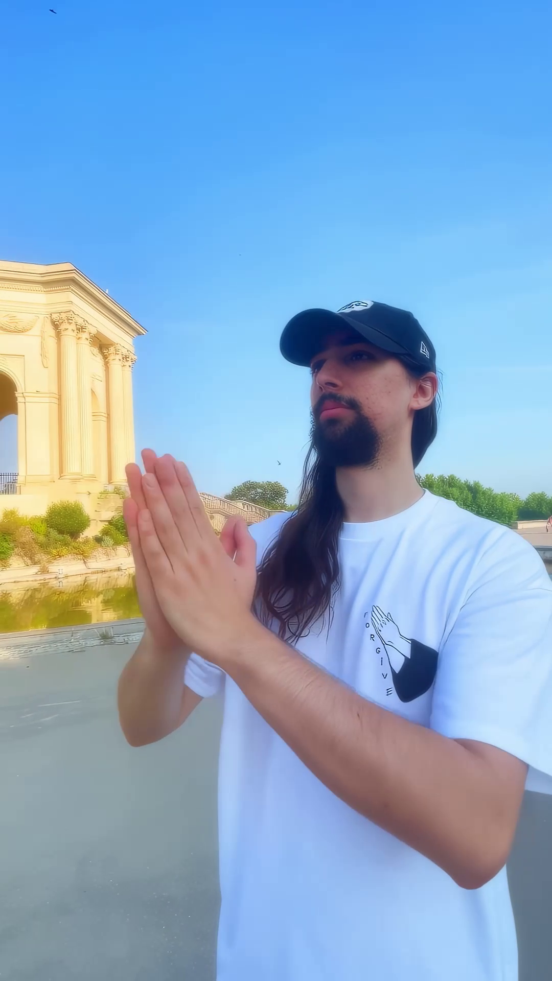 T-shirt Forgive